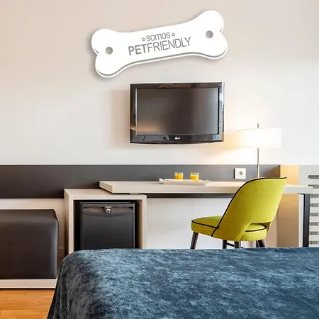 Ilunion Caleta Park Hotel 4*