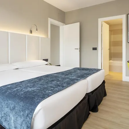 Ilunion Caleta Park Hotel