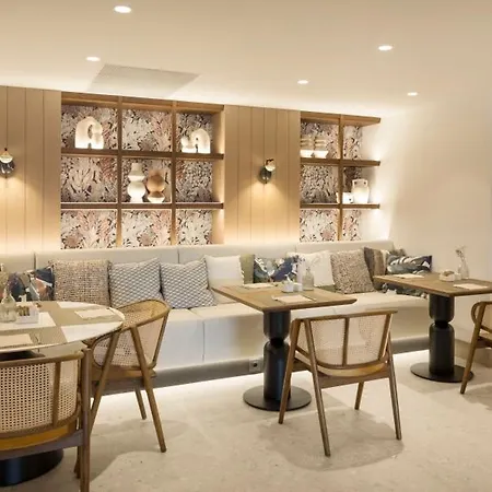 Hotel Ilunion Caleta Park 4*